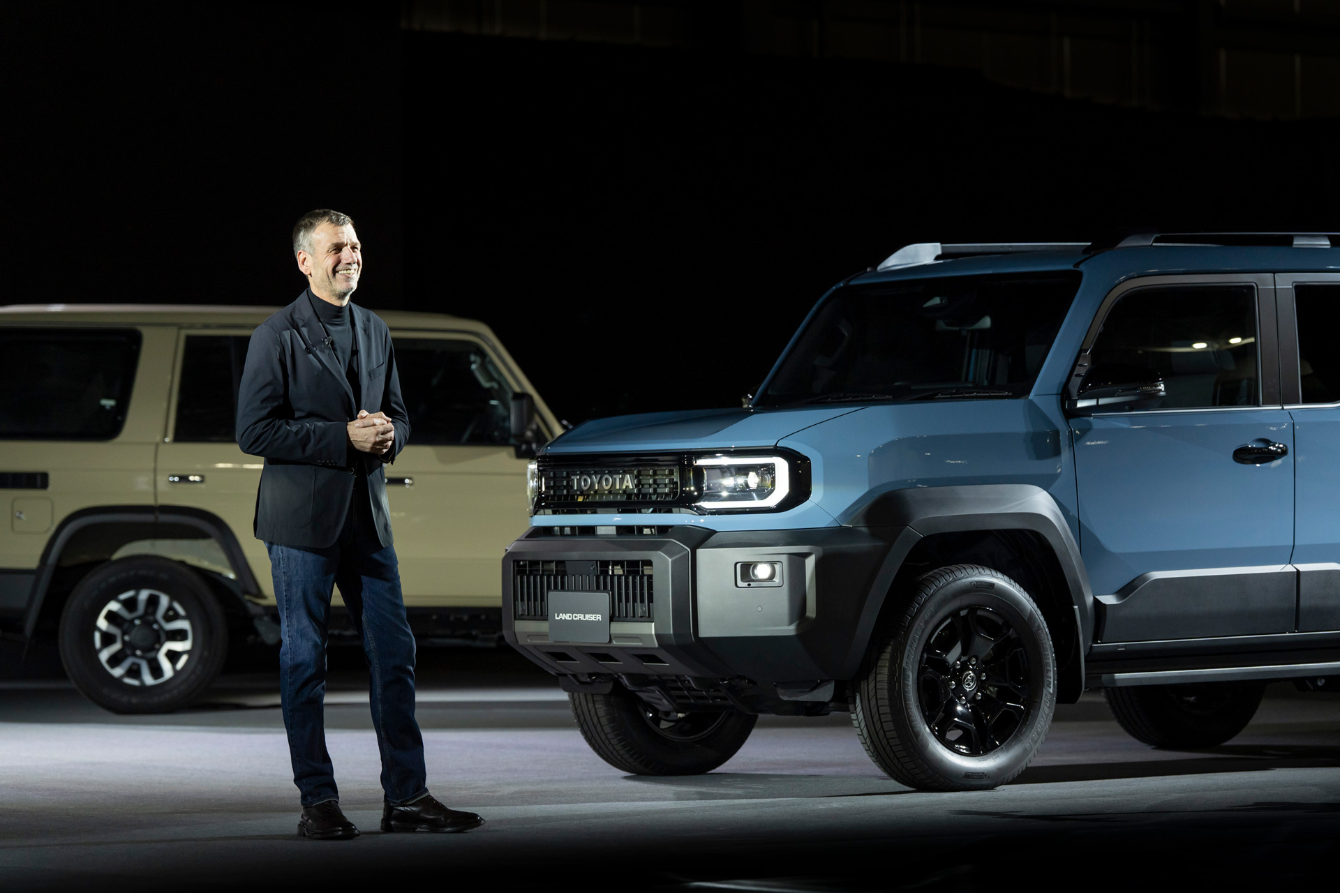 Toyota presenta el “Baby FJ Cruiser”
